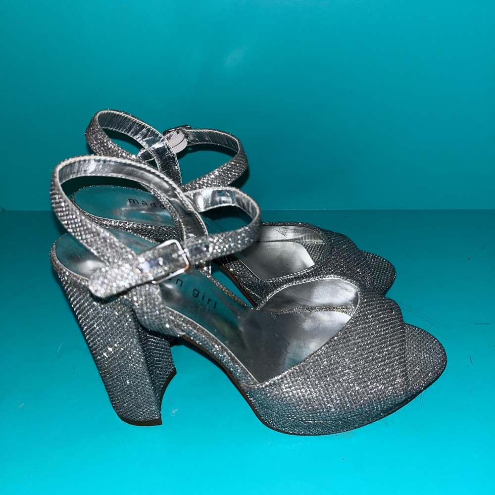 Madden girl Glitter Platform Chunky Heal Silver